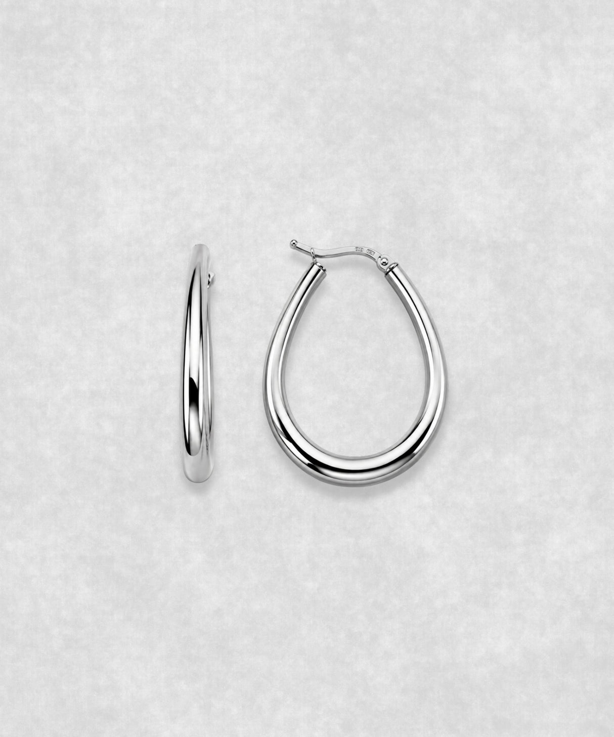 OVAL HOOPS