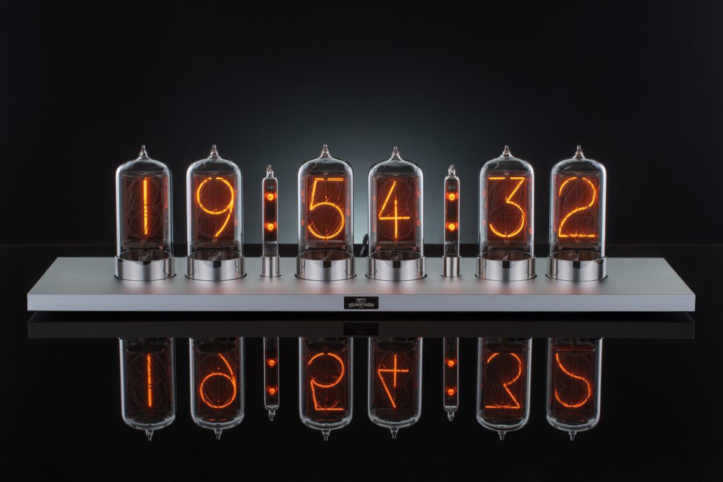 Nixie Clock Reflect
